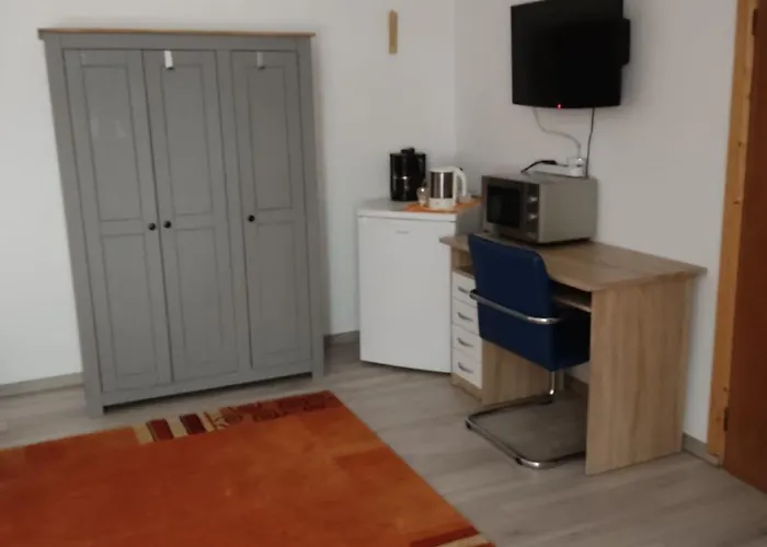 Muellers Monteur- Und Gruppenunterkunft 3* Gangkofen